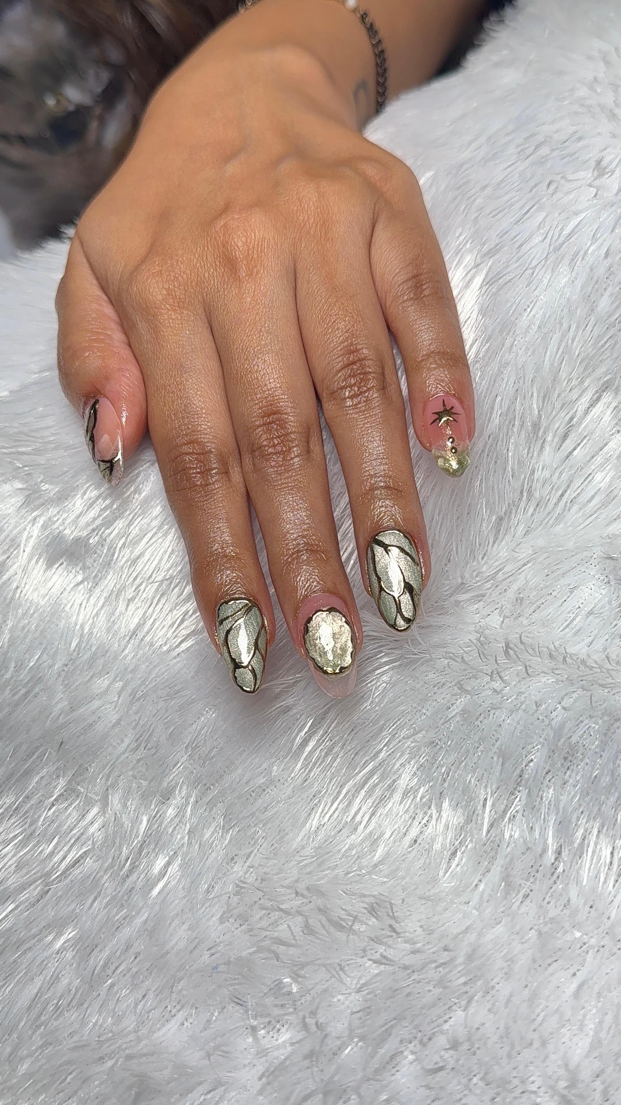 Luxury Chrome & Gold Nail Extensions